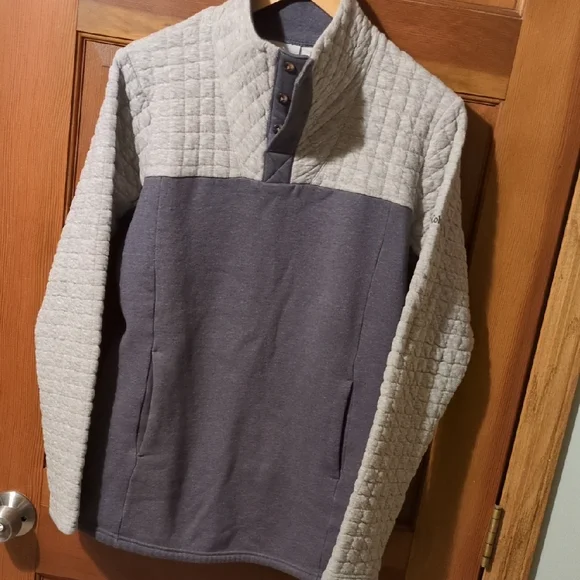 Columbia Gray and Cream Quilted Pullover - Medium - Picture 2 of 7